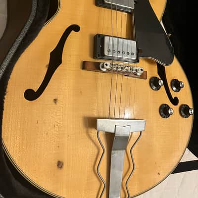 Fujigen Lawsuit copy of Gibson 2355-M Single Cutaway Archtop 1971 - 1977 - Natural image 8