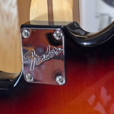 Beautiful 2021 Fender American Performer Jazzmaster, 3-Color Sunburst w/optional Plush Fender Case image 8