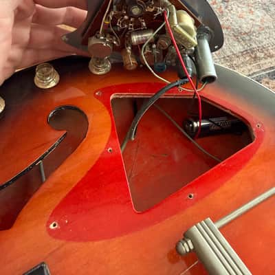 Harmony H66 Vibrajet 1961 - Red Sunburst image 17