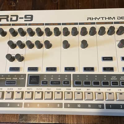Behringer RD-9 Rhythm Designer 2021 - Present - Silver image 4