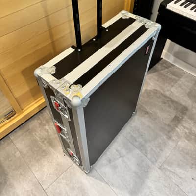 Soundcraft Si Impact 32-Channel Digital Mixer 2010s - Black / In Gator Road case image 11