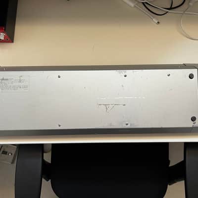 Yamaha KX5 - needs repairing - make an offer image 3
