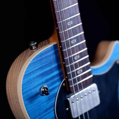 PJD Guitars Carey Elite 2023 - Royal Blue Burst image 2
