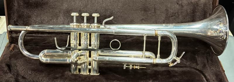 Bach Stradivarius Trumpet Model 37, Silver Finish image 1