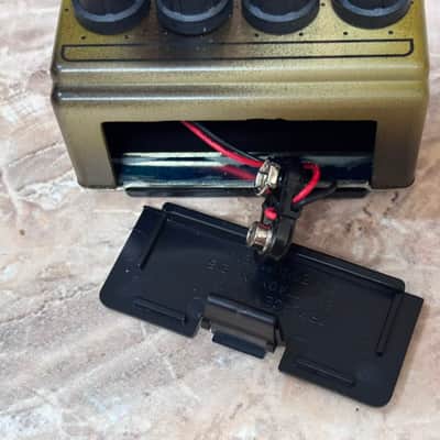 DOD Punkifier FX76 [NOS - New Old Stock, Complete with Box, Manual, Stickers etc] 1995 - 1997 Yellow & Black Matte Airbrush Finish image 22