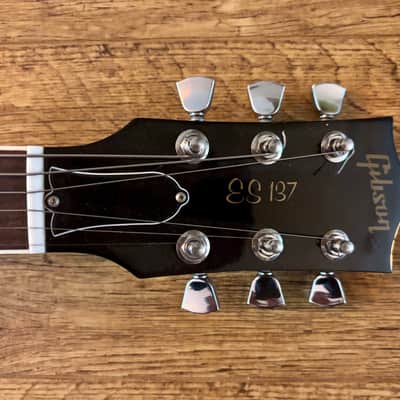 2007 Gibson Memphis Custom Shop ES-137 Classic P90 Tri-Burst image 3