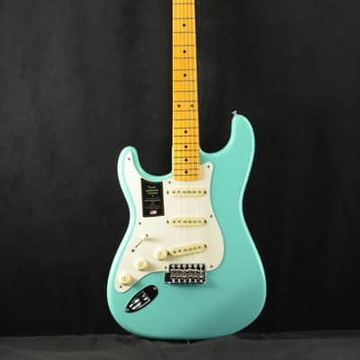 Fender American Vintage II 1957 Stratocaster Left-Hand Sea Foam Green image 3