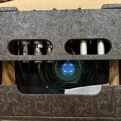 Deluxe 5E3 CLONE with Clean and Protection Mods Narrow Panel 15-Watt 1x12" Guitar Combo image 3