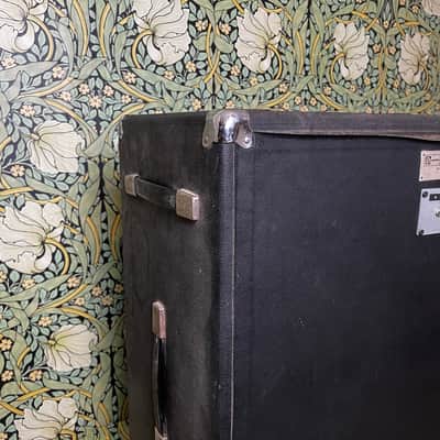 Ampeg V4 4x12 Amp Cabinet image 10