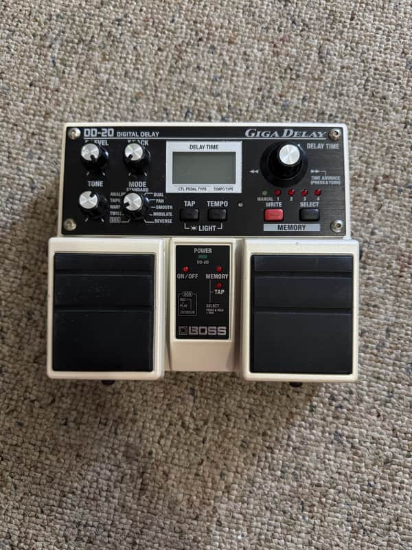 Boss DD-20 Giga Delay