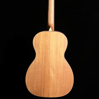 Larrivée OO-03 Acoustic Guitar Flamed Redwood/Mahogany image 12