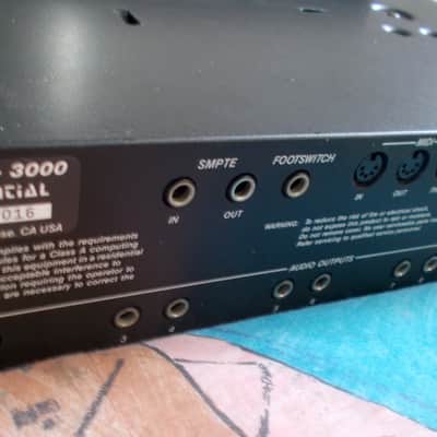 Sequential Prophet 3000 sampler 1987 - black image 6