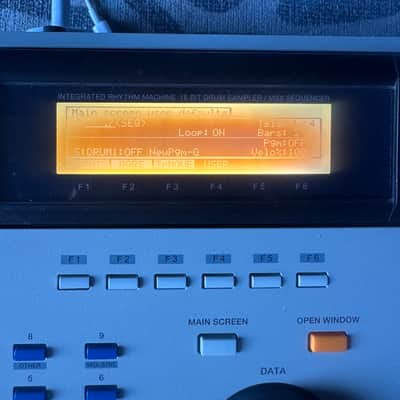 Akai MPC2000XL MIDI Production Center 2000 - 2005 - Grey image 4