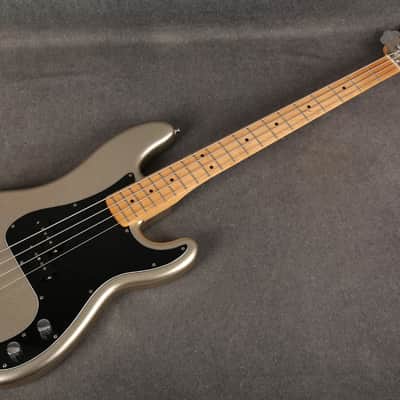 Fender 75th Anniversary Precision Bass - Diamond Anniversary - 2nd Hand image 10