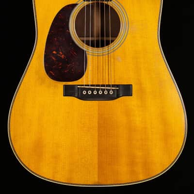 Martin D-28 Authentic 1937 Aged Lefty - 2405958-4.37 lbs image 3