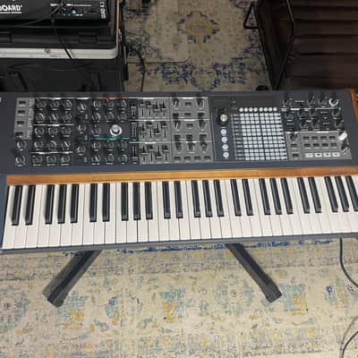 Arturia PolyBrute 61-Key Synthesizer 2021 - Present - Black