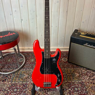 Fender Player II P Bass RW 2026 - Coral Red image 1