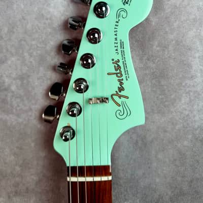 Fender CME Exclusive Classic Player Jazzmaster with Pau Ferro Fretboard 2018 - Surf Green Locking Tuners/Upgraded Pickups and Hard Case image 4