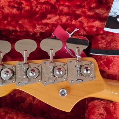 Fender American Vintage II 1966 Jazz Bass BRAND NEW 60s Olympic White Nitro Finish USA 1960's Custom Reissue 4 String CASE QUEEN NOS image 11