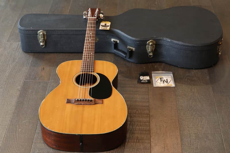 Vintage! 1971 Martin 00-18 Natural Acoustic Guitar + Martin Case image 1