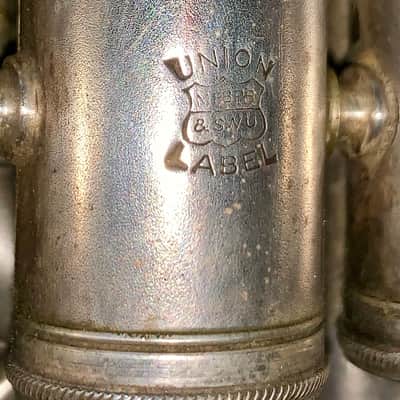 JW York and sons 3 valve baritone horn with case mase in the USA image 8