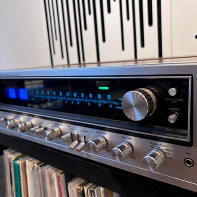Pioneer SX-737 AM/FM Stereo Receiver - Vintage image 1