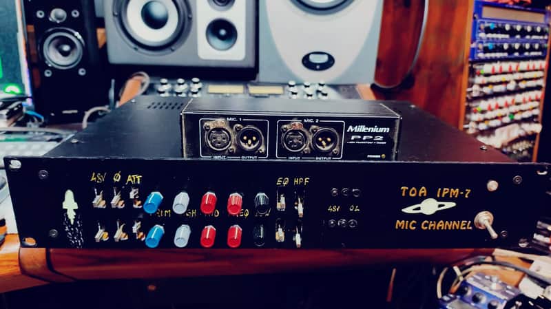 TOA RX-7 Stereo Discrete Mic Preamp Eq 2010 - Nero image 1