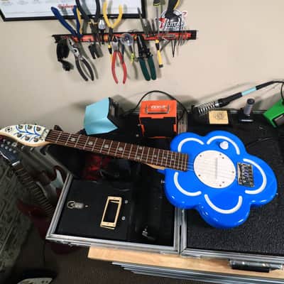 Debutante Daisy Rock Electric Guitar Short Scale 💙 Blue Flower image 24