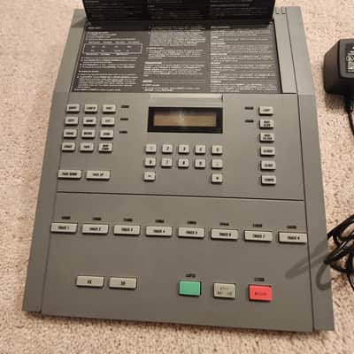 Alesis MMT-8 Multi-Track MIDI Recorder Sampler/Sequencer 1987 - 1992 - Grey image 2
