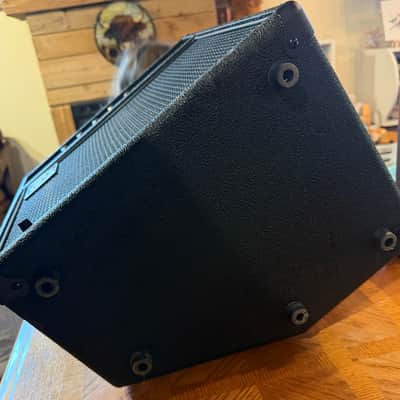 Ampeg BA-108v2 20-Watt 1x8" Bass Combo 2014 - Present - Black image 6