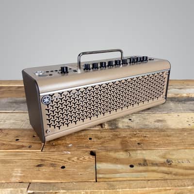 Immagine Yamaha THR30IIA Desktop Acoustic Amplifier - USED - 3