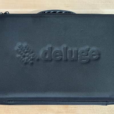 Synthstrom Deluge - OLED display - with case image 19