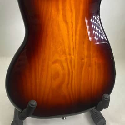 Fender Modern Player Mustang 2014 - Honey Burst image 5