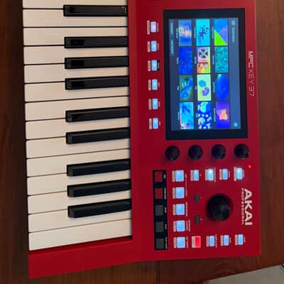Akai MPC Key 37 Production Keyboard 2025 image 3