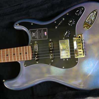Fender 70th Anniversary Ultra Stratocaster® HSS - Amethyst image 14