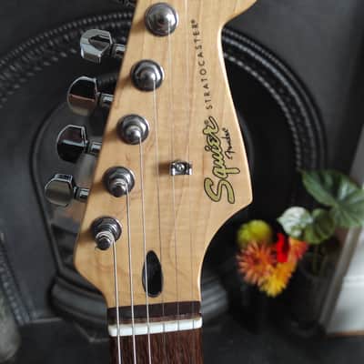 Squier Vintage Modified Stratocaster 2007 Candy Apple Red Absolutely Gorgeous! image 5