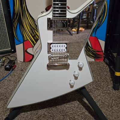 Epiphone Tommy Thayer Signature "White Lightning" Explorer image 1