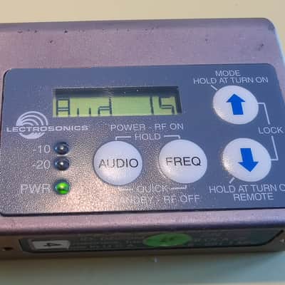 Lectrosonics SM + UCR411 Block 26, 665.6-691.1 MHz Wireless Microphone System 3x image 4