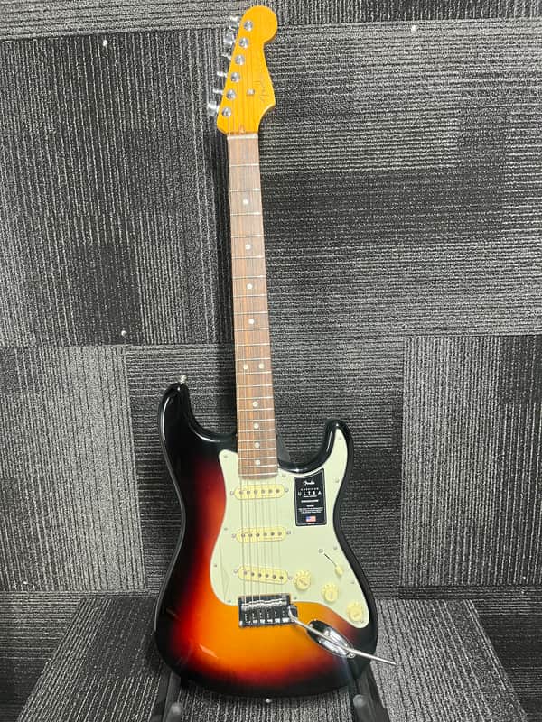 Fender American Ultra Stratocaster | Reverb