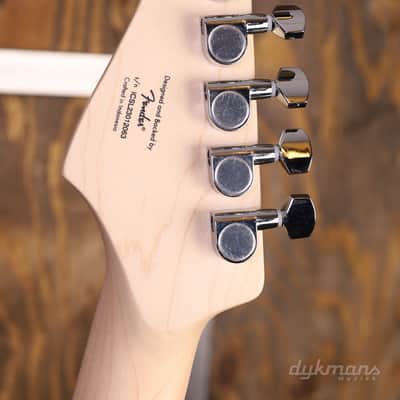 Squier Sonic Stratocaster 2-Color Sunburst image 10