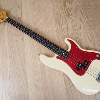 1990 Fender Precision Bass '62 Vintage Reissue PB62 Olympic White