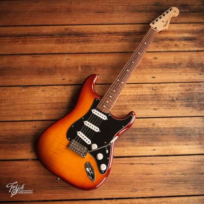 Fender Player Plus Stratocaster Sienna Sunburst 2022 image 2