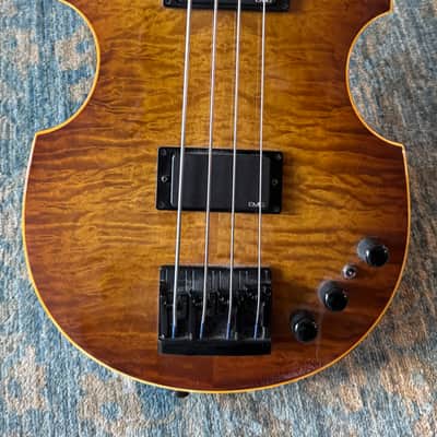 Hamer Violin/Hofner Beatle Bass style 1991 - Antique burst image 4