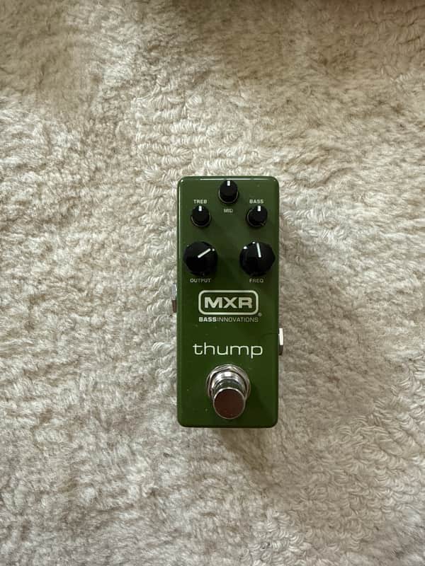 MXR M281 Thump Bass Preamp