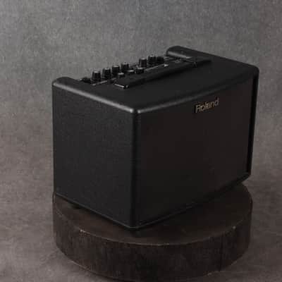 Roland AC-33 - 2nd Hand image 5
