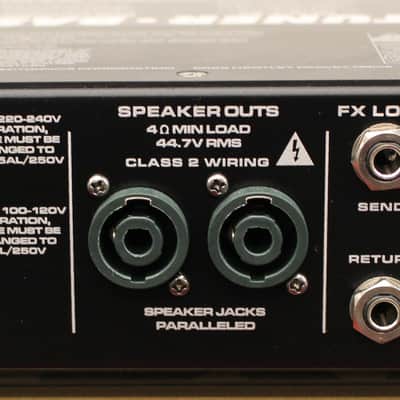 Peavey MiniMAX 600-Watt Mini Bass Amp Head image 3