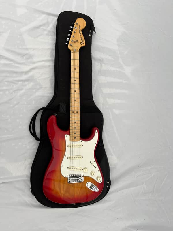 Vintage 1979 Fender Stratocaster with Maple Fretboard Sienna Sunburst image 1