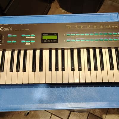 Buy used Yamaha DX21 Programmable Algorithm Synthesizer - Like New