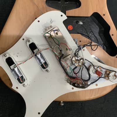 2004 Fender Highway One Stratocaster Made in USA w/ Hard Case image 22