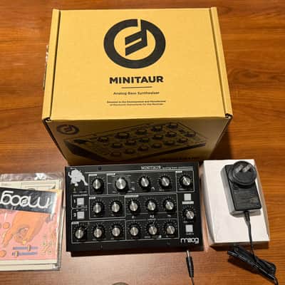 Moog Minitaur Rev2 TBP002 2012 - Present Black